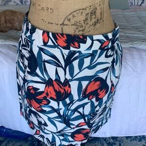 J. Crew Blue White Mini Skirt graphic floral linen beach Rich mom country club 6